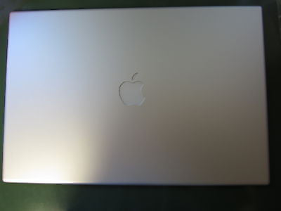 NEW Genuine Apple MacBook Pro 17" A1229 LCD Back Cover Lid 607-0703